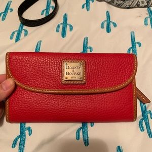 Dooney & Bourke trifold wallet